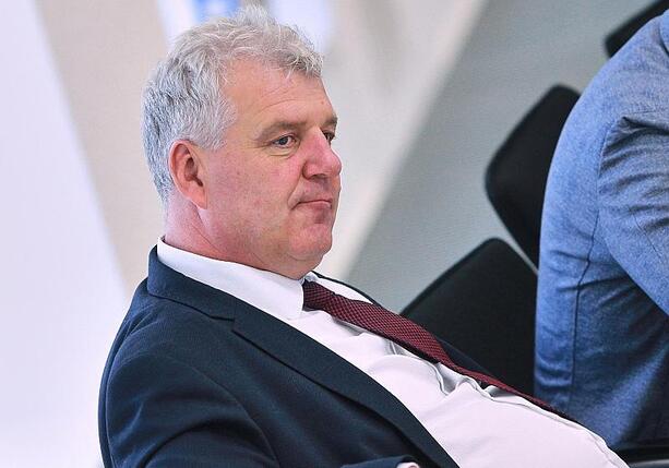 Bild vergr&ouml;&szlig;ern: CDU-Fraktionschef Heuer weist Vorwurf der AfD-Nähe zurück