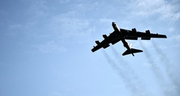 US-Armee: Acht Tote bei Absturz von Kampfflugzeug in Kalifornien befürchtet