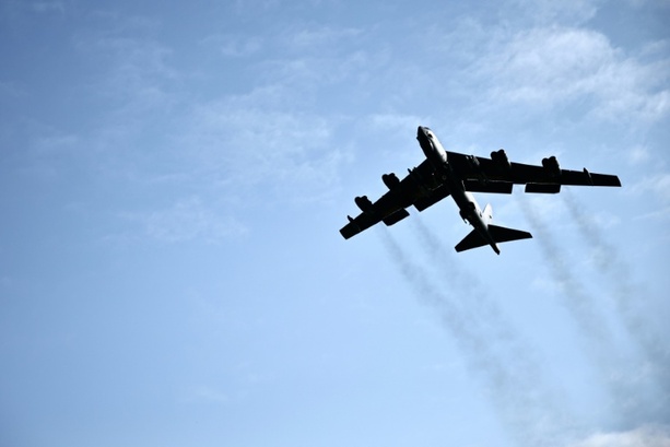 Bild vergr&ouml;&szlig;ern: US-Armee: Acht Tote bei Absturz von Kampfflugzeug in Kalifornien