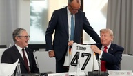 G7-Gipfel: Merz schenkt Trump Nationaltrikot zum 80. Geburtstag