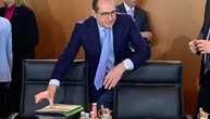 Bundesinnenminister Dobrindt fordert Kürzungen bei Bürgergeld-Regelsatz