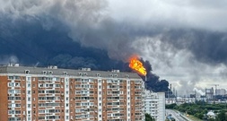 Massiver ukrainischer Drohenangriff auf Moskau - Rauchsäulen über russischer Hauptstadt