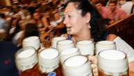 Urteil: Große Festzelte auf Oktoberfest dürfen vorläufig vergeben werden