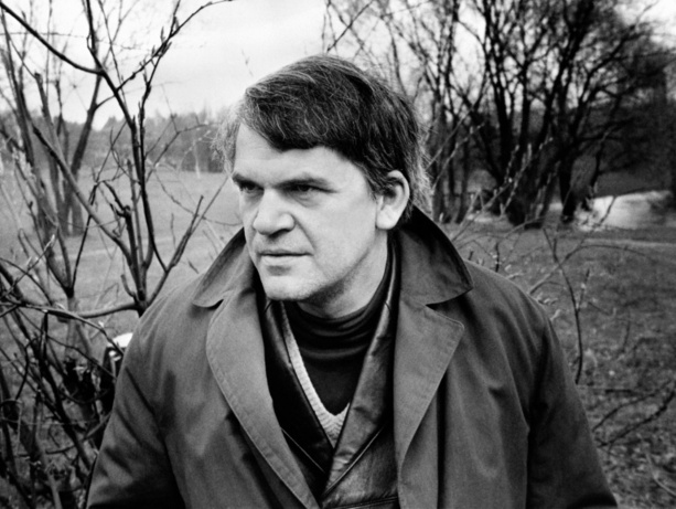 Bild vergr&ouml;&szlig;ern: Asche von Milan Kundera und seiner Frau in Brünn beigesetzt