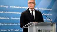 Wildberger verteidigt KI-Nutzung für Reden und verweist auf