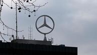 Mercedes-Aufsichtsratschef verteidigt Verbrenner-Kurs