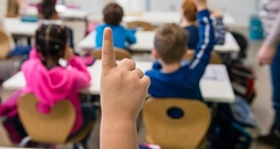 Mehr Personal im öffentlichen Dienst: Zuwachs in Schulen und Kitas