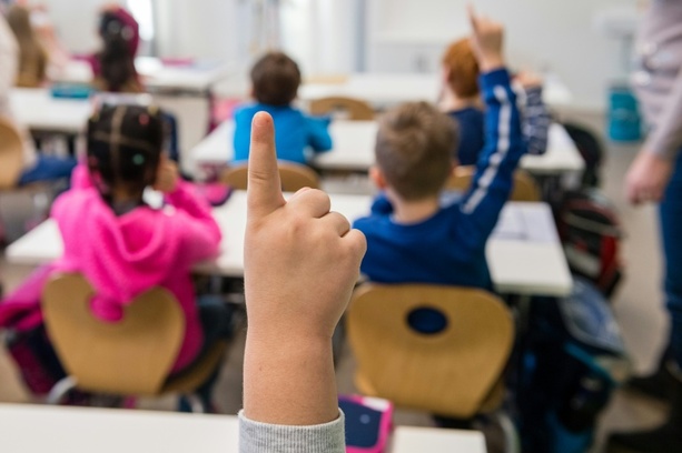 Bild vergr&ouml;&szlig;ern: Mehr Personal im öffentlichen Dienst: Zuwachs in Schulen und Kitas