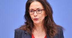 DGB-Chefin Fahimi kritisiert Rentenkommission