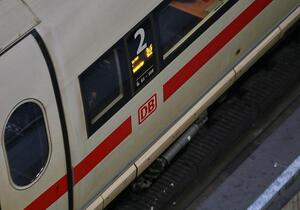 Rufe nach Konsequenzen nach Funkausfall bei der Bahn