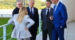 Staats- und Regierungschefs von E5-Gruppe zu Treffen in Berlin zusammengekommen