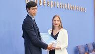 Neues Gutachten bescheinigt AfD Verfassungswidrigkeit