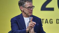 Bayer-CEO Anderson mischt sich in Streit um Leverkusener Nachwuchs-Camp ein
