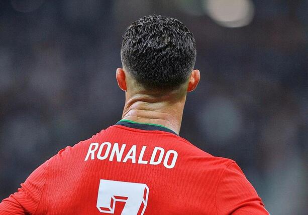 Bild vergr&ouml;&szlig;ern: Fußball-WM: Kolumbien und Portugal unentschieden
