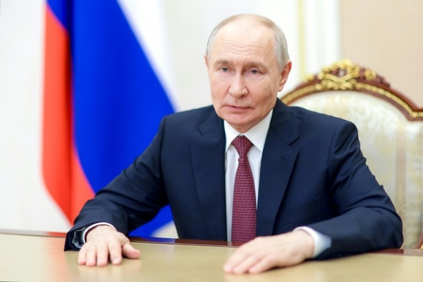 Bild vergr&ouml;&szlig;ern: Nach ukrainischen Angriffen: Kreml-Chef Putin räumt Probleme ein