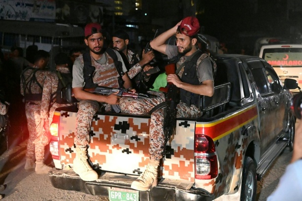 Bild vergr&ouml;&szlig;ern: Islamabad: Pakistanische Armee greift Ziele im Osten Afghanistans an