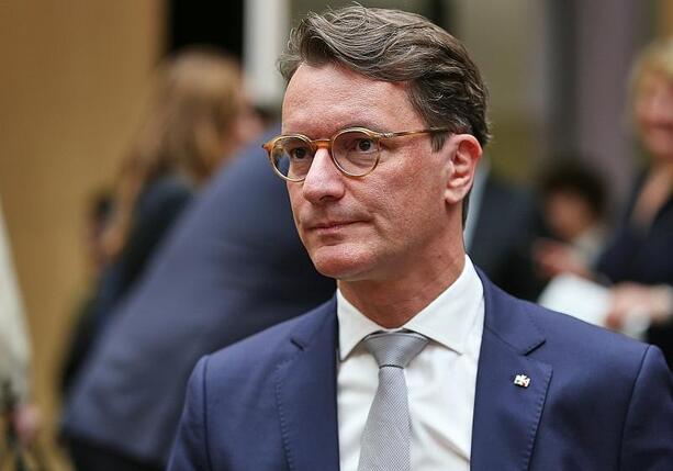 Bild vergr&ouml;&szlig;ern: Wüst warnt vor Reformstau