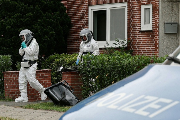 Bild vergr&ouml;&szlig;ern: Haftbefehl wegen sechsfachen Mordes nach tödlichen Schüssen in Stade