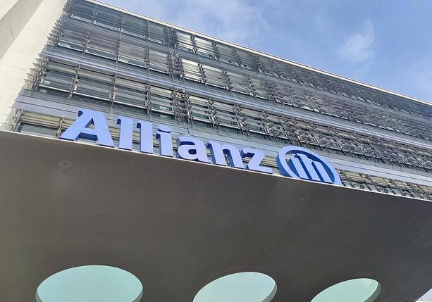 Bild vergr&ouml;&szlig;ern: Allianz wirbt für Kapitalsäule in Krankenversicherung