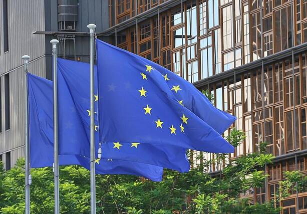 Bild vergr&ouml;&szlig;ern: EU-Kommission will öffentliche Aufträge für Europäer reservieren
