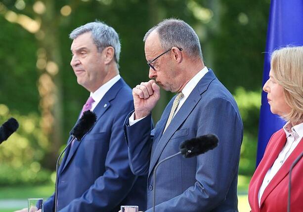 Bild vergr&ouml;&szlig;ern: Linke und Grüne kritisieren Koalitionsbeschlüsse scharf
