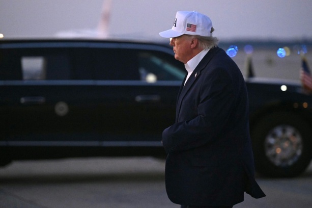 Bild vergr&ouml;&szlig;ern: Kurz vor Nato-Gipfel: Trump teilt erneut gegen Alliierte aus