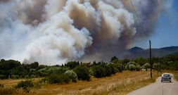 Waldbrand nahe der spanischen Costa Brava weitgehend unter Kontrolle