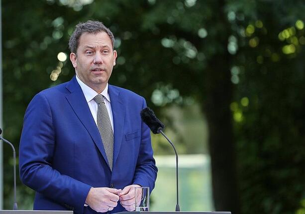 Bild vergr&ouml;&szlig;ern: Klingbeil verteidigt Reformvorhaben der Regierung