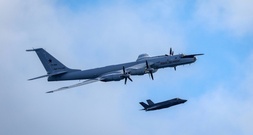 Britische Kampfjets fangen russisches Militärflugzeug ab