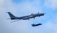 Britische Kampfjets fangen russisches Militärflugzeug ab