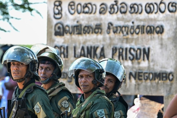 Bild vergr&ouml;&szlig;ern: Mindestens 26 Tote bei Gefängnisaufstand in Sri Lanka