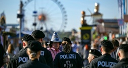Was die Polizei vor einer Gefahr darf: Karlsruhe verhandelt über bayerische Regeln