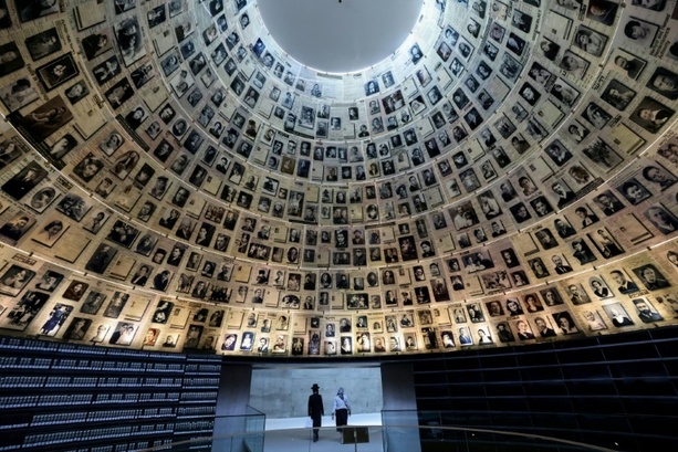 Bild vergr&ouml;&szlig;ern: Bundesregierung verfünffacht finanzielle Unterstützung für Holocaustgedenkstätte Yad Vashem