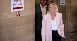 Urteilsverkündung im Veruntreuungsverfahren gegen Rechtspopulistin Le Pen hat begonnen