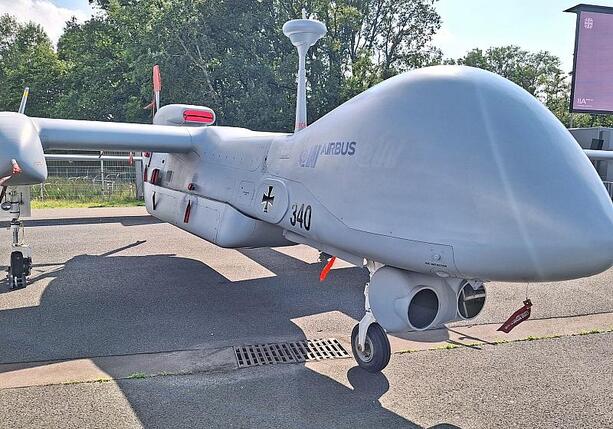 Bild vergr&ouml;&szlig;ern: Bericht: Deutschland bietet Nato Eurofighter und Drohnen an