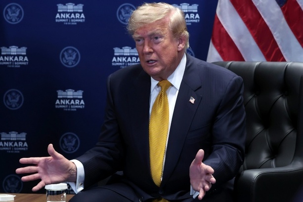 Bild vergr&ouml;&szlig;ern: Trump auf Nato-Gipfel: Iran-Feuerpause ist vorbei