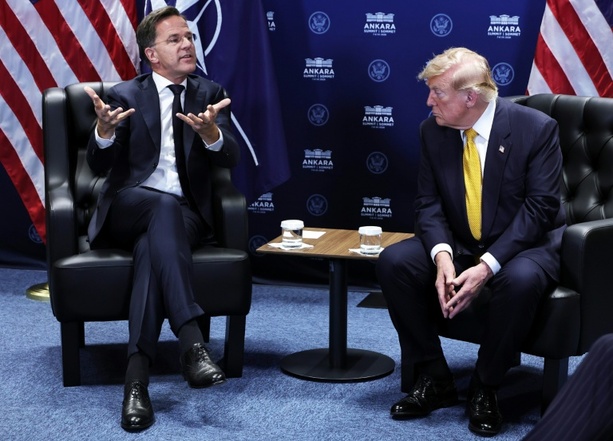 Bild vergr&ouml;&szlig;ern: Trump äußert sich auf Gipfel sehr verärgert über die Nato