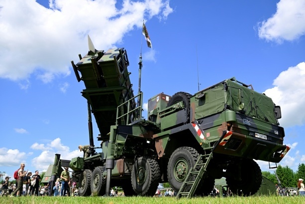 Bild vergr&ouml;&szlig;ern: Trump will Ukraine künftig Patriot-Raketen herstellen lassen