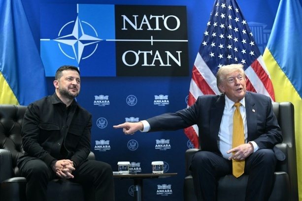 Bild vergr&ouml;&szlig;ern: Zu viele ukrainische Drohnen - Selenskyj scherzt über Moskaubesuch