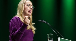 Grüne werfen Merz soziale Kälte und Versagen in Klimakrise vor