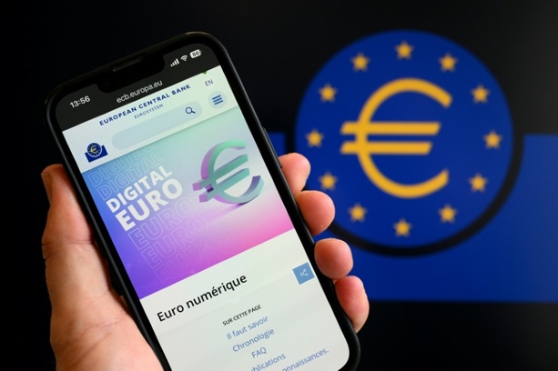 Bild vergr&ouml;&szlig;ern: Bargeld per App: EU-Parlament stimmt für Einführung des digitalen Euro