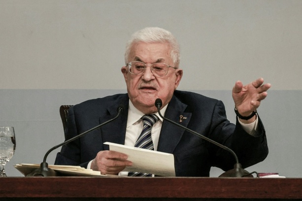 Bild vergr&ouml;&szlig;ern: Abbas setzt Parlamentswahl in Palästinensergebieten für den 28. November an