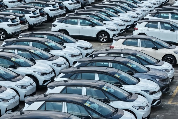 Bild vergr&ouml;&szlig;ern: Ultimatum: VW-Betriebsrat fordert Klarheit über drastische Sparpläne