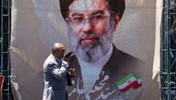 Irans oberster Führer droht mit Rache für Tötung seines Vaters