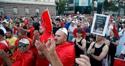 Tausende protestieren gegen Bauprojekt von Trump-Familie in Albanien