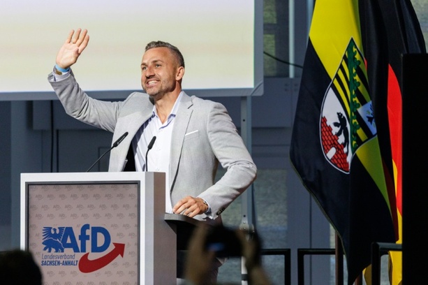 Bild vergr&ouml;&szlig;ern: Vor Wahl in Sachsen-Anhalt: AfD bekräftigt Ziel Regierungsübernahme