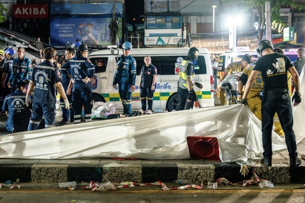 Bild vergr&ouml;&szlig;ern: Mindestens 27 Tote und Dutzende Verletzte bei Lokal-Brand in Bangkok