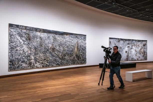 Bild vergr&ouml;&szlig;ern: Maler und Bildhauer Anselm Kiefer in Gelehrtenorden Pour le mérite aufgenommen