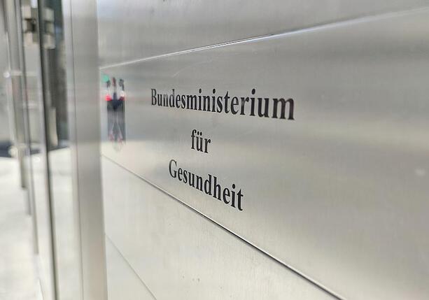 Bild vergr&ouml;&szlig;ern: Bund hinterlegt 790 Millionen Euro für Masken-Klagen
