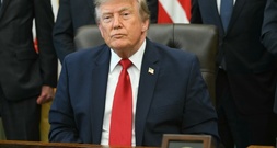 Kehrtwende: Trump verzichtet auf Gebühr für Schiffsfracht in Straße von Hormus